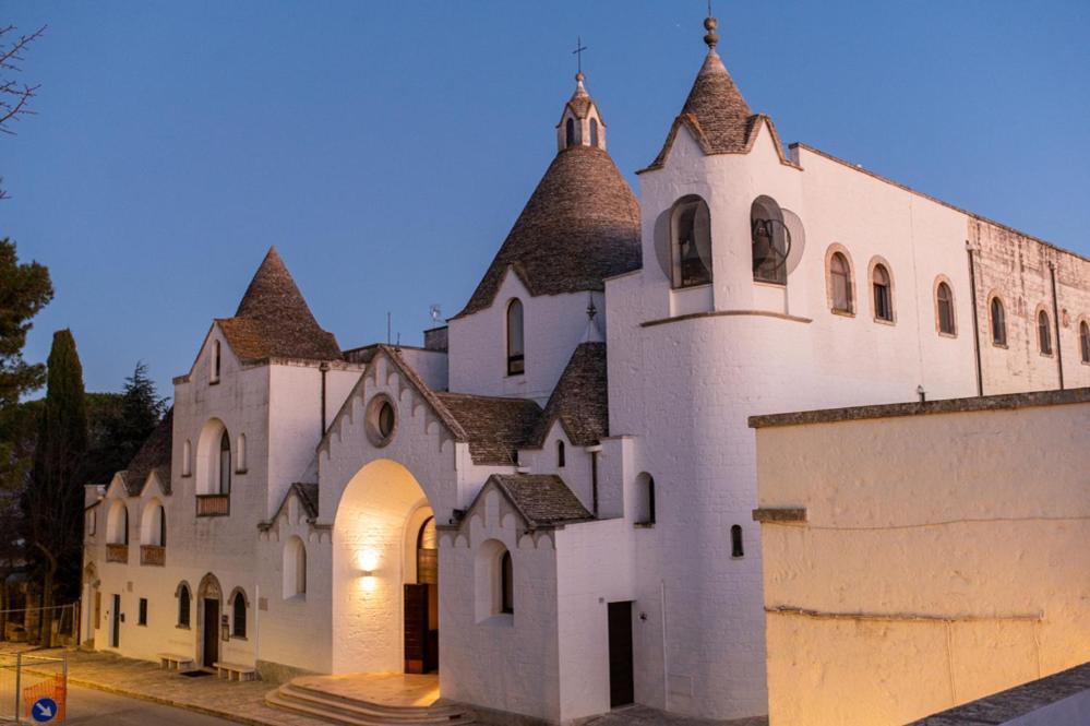 Dea Luxury Casa Vacanze- Zona Chiesa A Trullo - Alberobello Exteriér fotografie